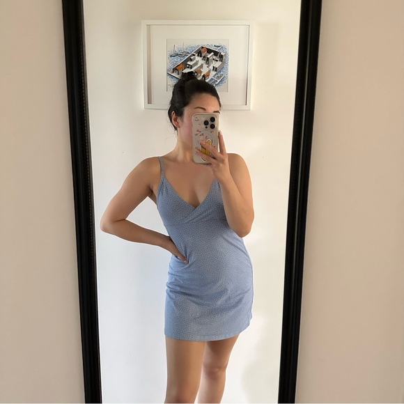 Brandy Melville Amara Light Blue Floral Dress - Picture 3 of 9